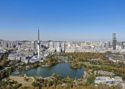 ​未提前沟通，郑州将870人运抵徐州；乌鲁木齐社会面基本清零